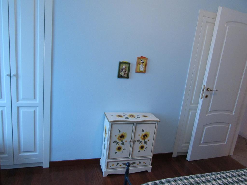 Casa Antica Rosetta Guest House Долчедо Екстериор снимка